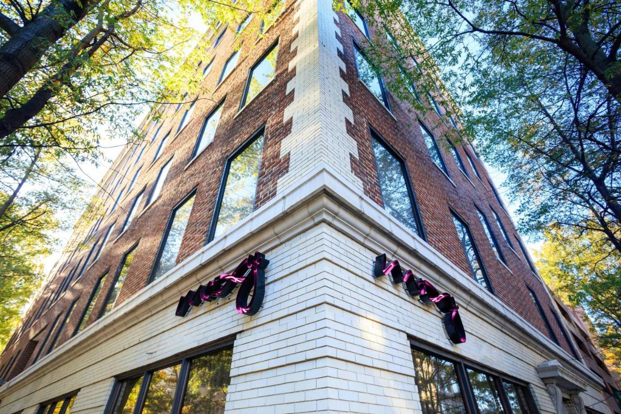 Отель Moxy Richmond Downtown Экстерьер фото